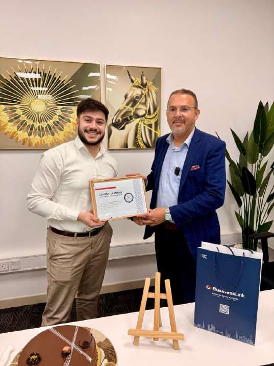 Heart of Bahrain receiving recognition from BusinessLink